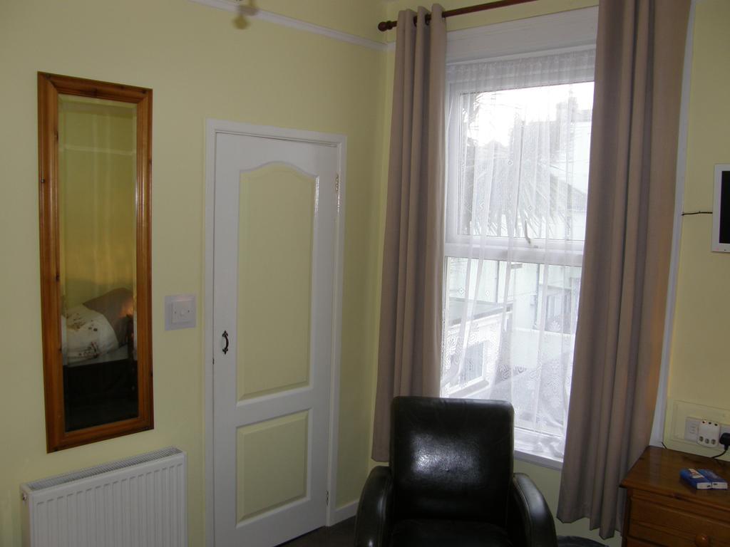 Kingswinford Guest House Paignton Exterior photo